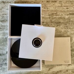 Oura Ring - Brand new, never used
Size 8
Brushed Titanium 
Horizon